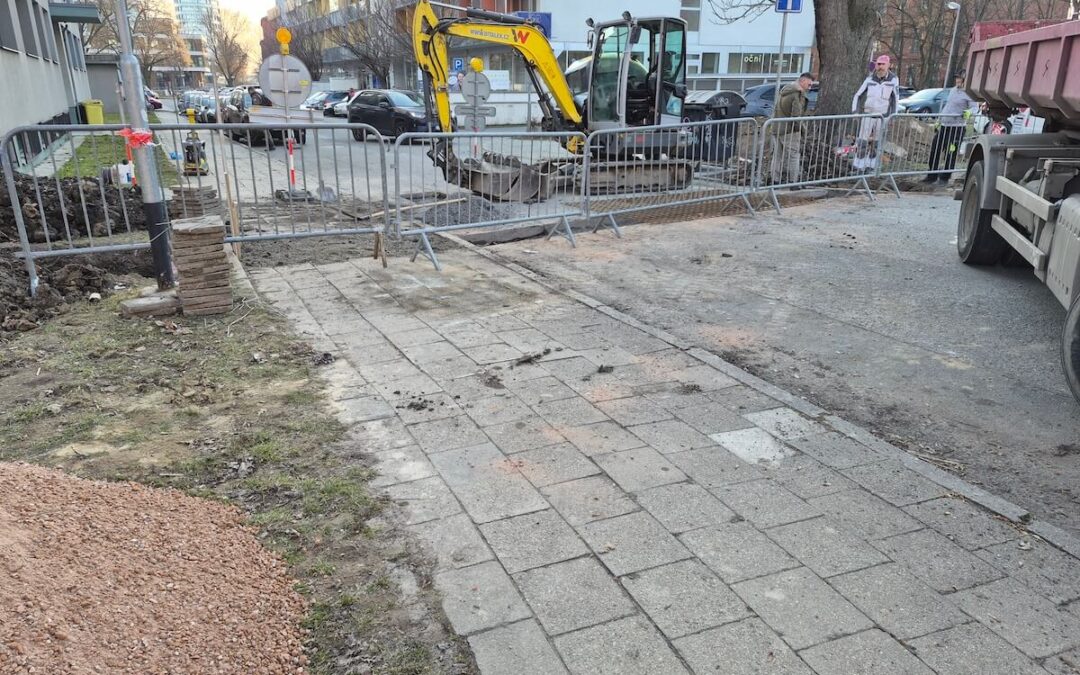 Instalace automatické závory parkoviště