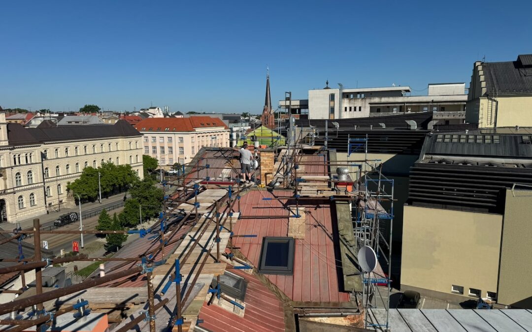 Oprava komínů v centru města Olomouce